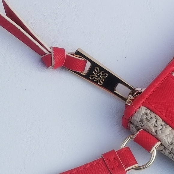 SIMPLY VERA VERA WANG WRISTLET - Picture 12 of 13